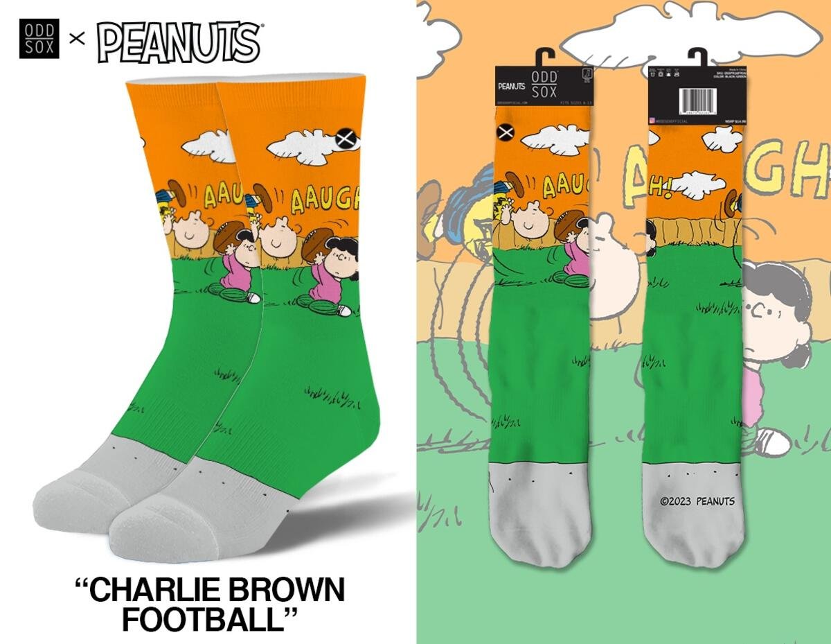 Charlie Brown Football - Mens Crew Straight Socks