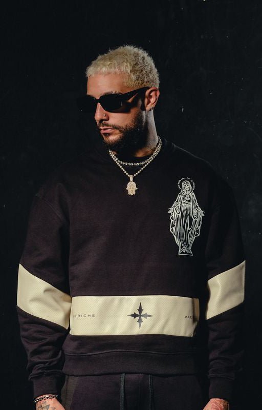 Mary Crewneck long sleeve black model