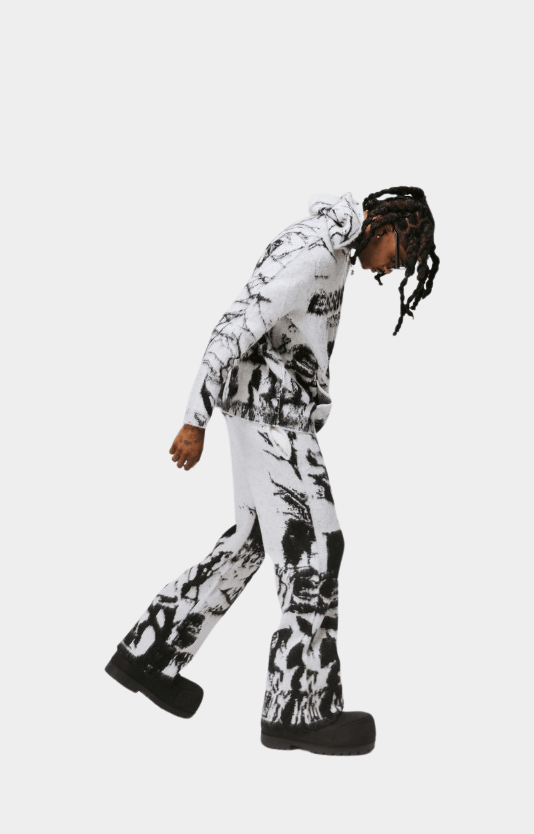 Essence Graveyard Mohair Sweatpants - White/Black