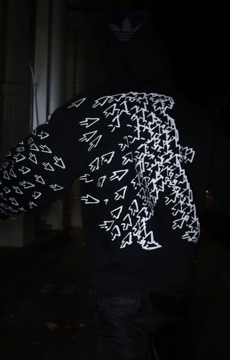 Red Letters Clickbait hoodie black model