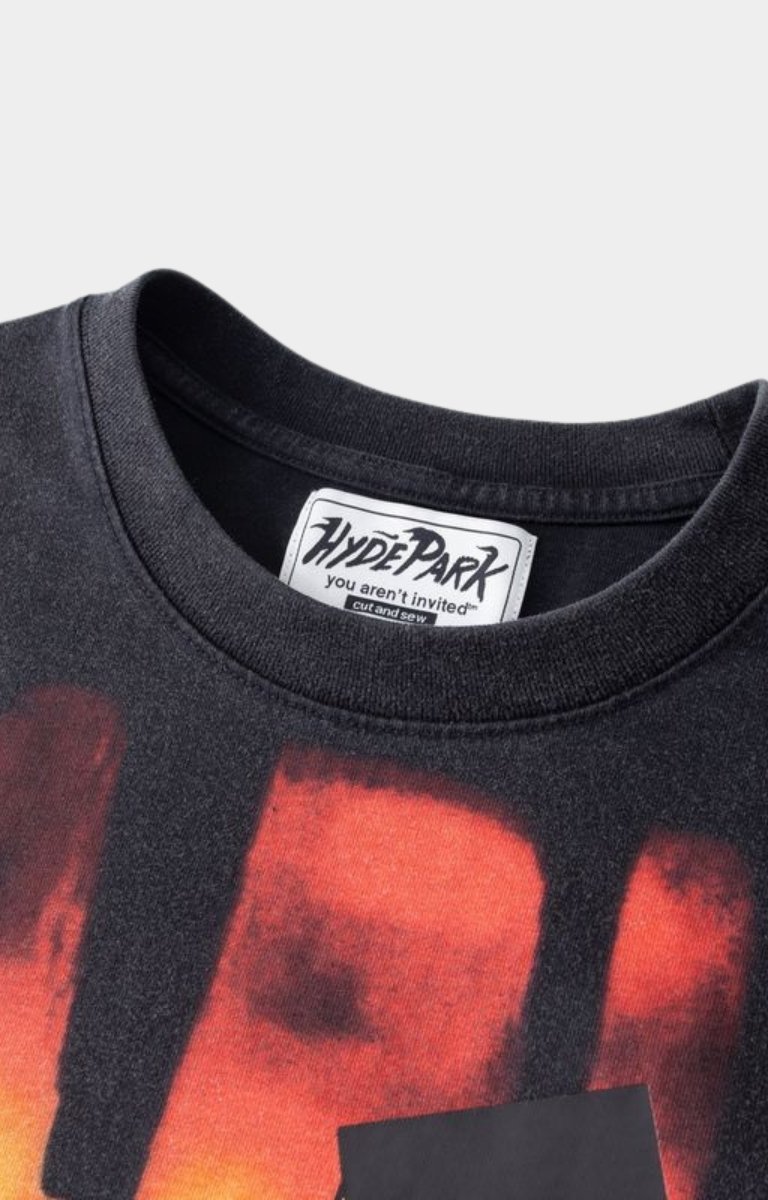Crew neck detail on Hyde Park Catch Me If You Can Oversized Tee