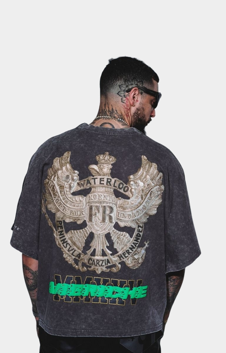 Vie Riche Waterloo Badge Tee