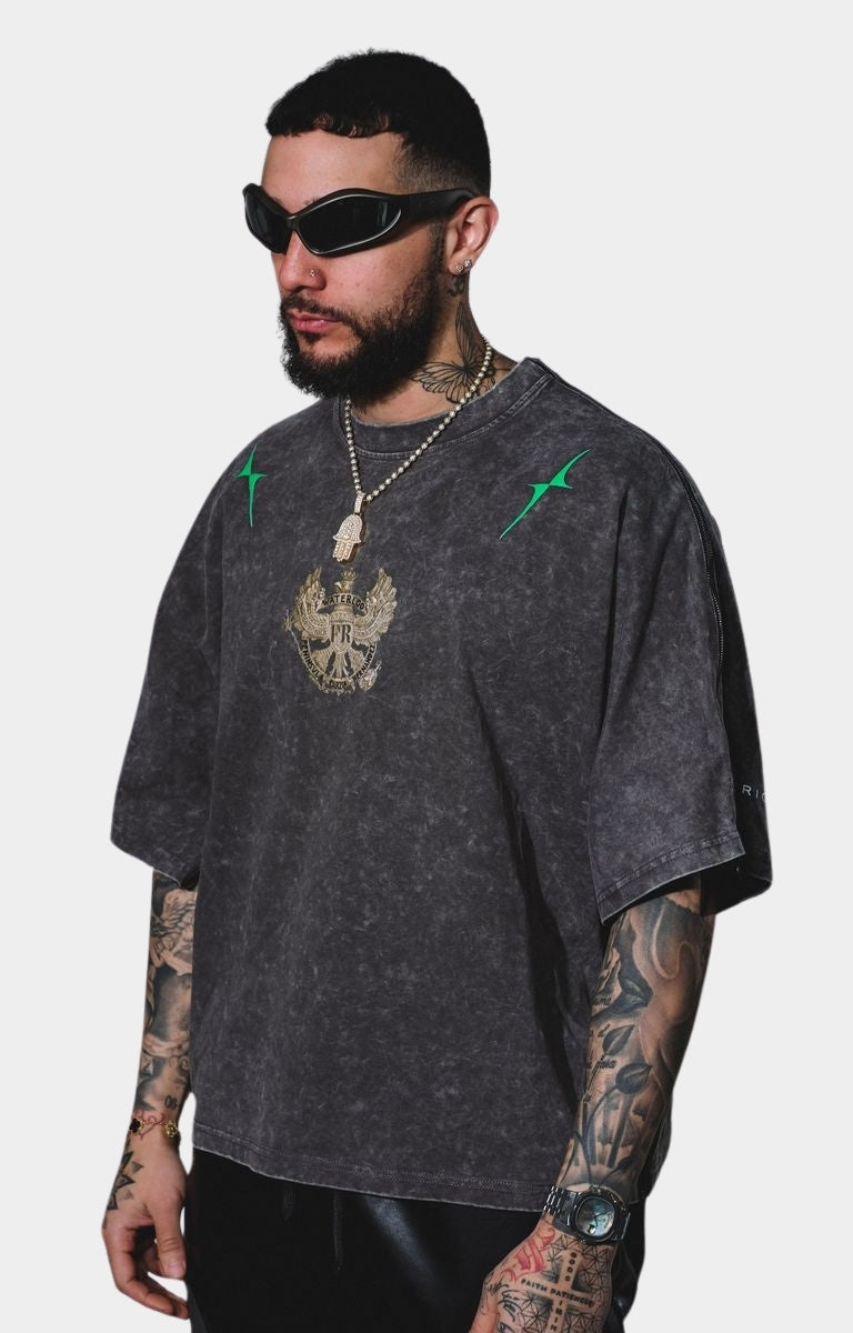 Vie Riche Waterloo Badge Tee
