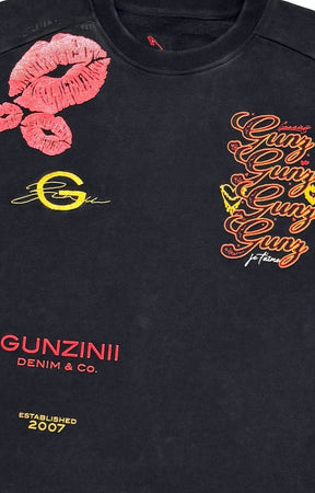 Gunzinii Kiss Cropped Tee - Black