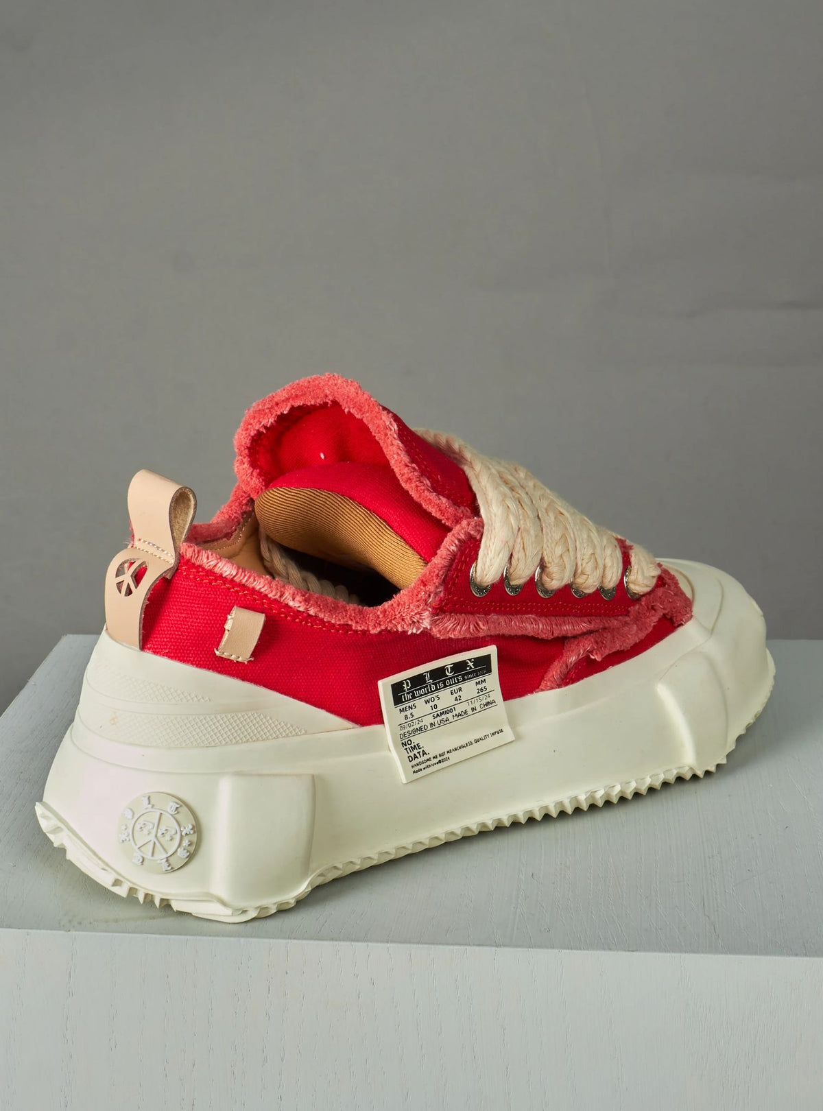 RED AND CREAM - 200