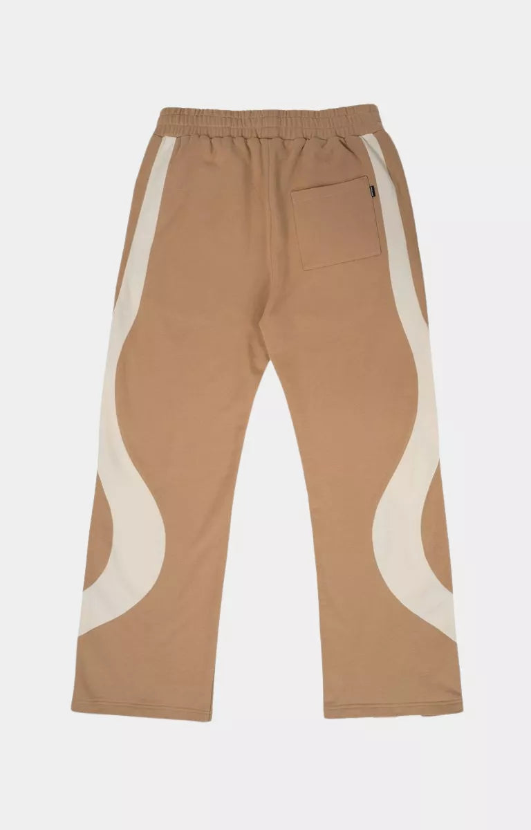Back view of EPTM Montana Sweatpants streetwear joggers.