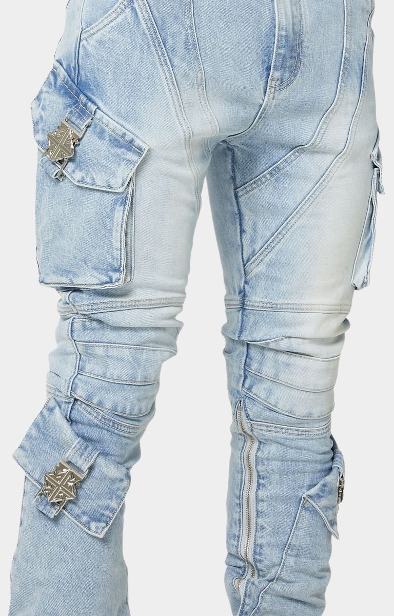 Sculpted multi-panel seam construction on Guapi cargo jeans.