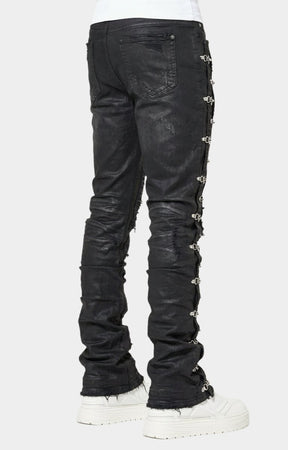Back view of GUAPI aviation clasp denim.