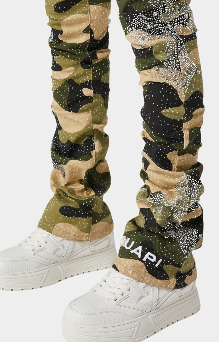 Streetwear outfit featuring Guapi Camo Cross Denim and sneakers