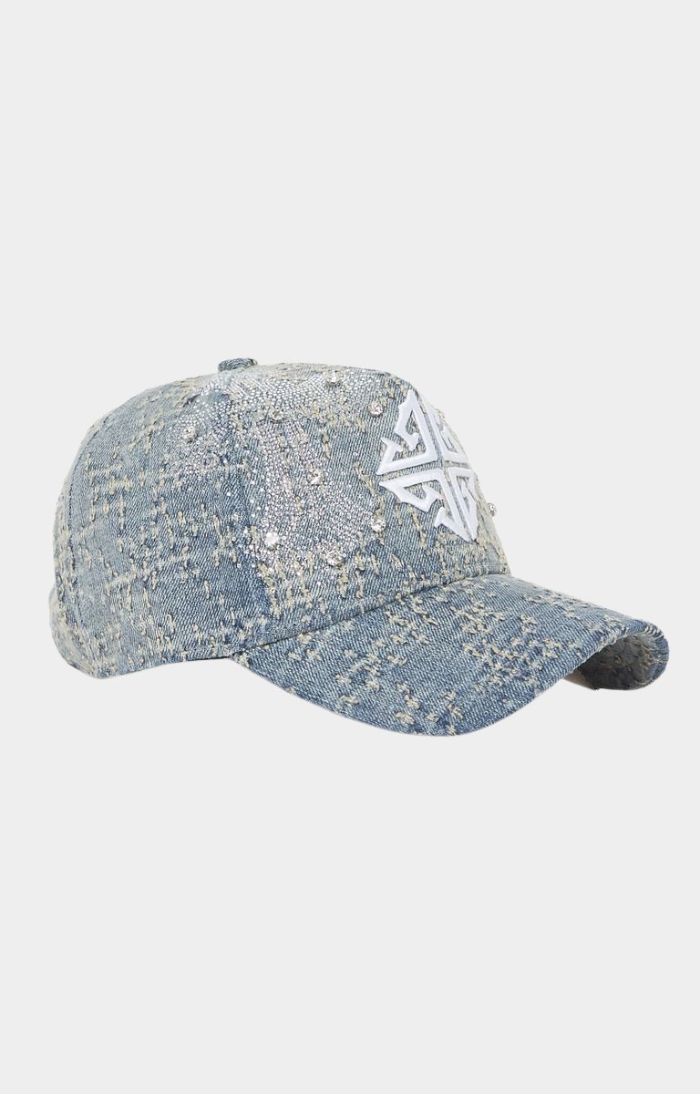 Six panel crown construction detail on GUAPI cap.