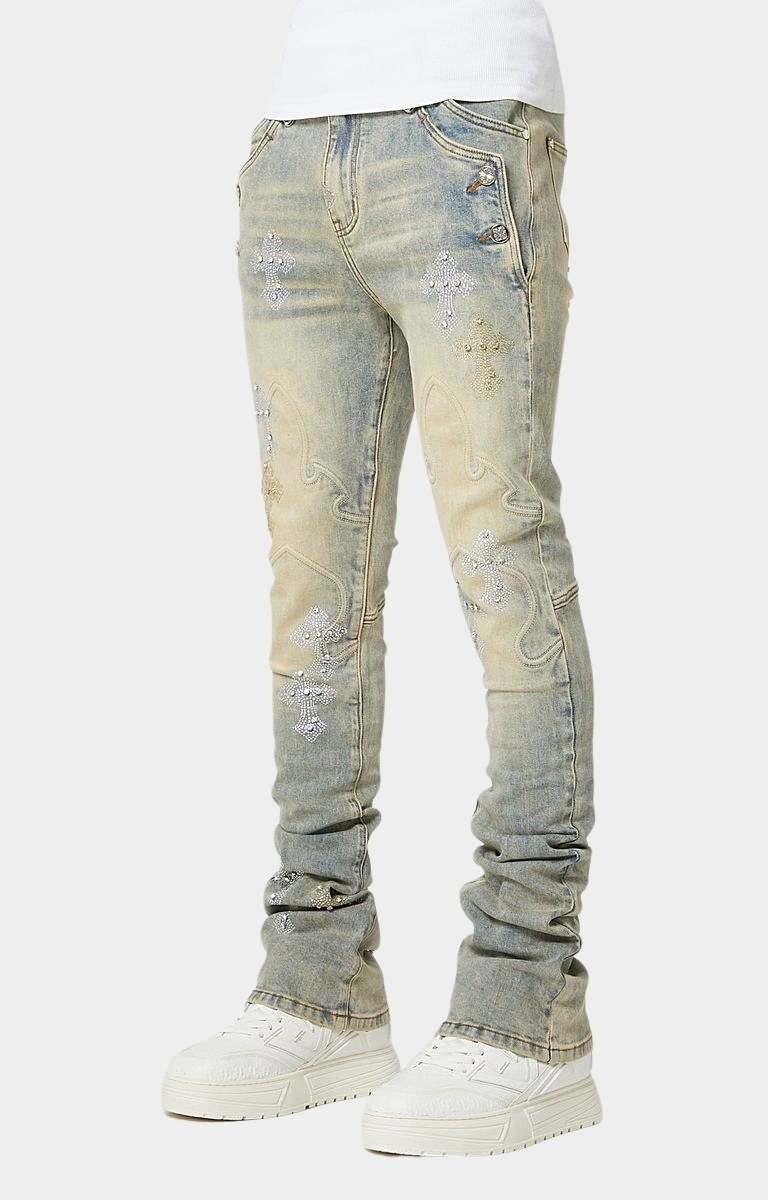 Beige to blue gradient fade on GUAPI denim.