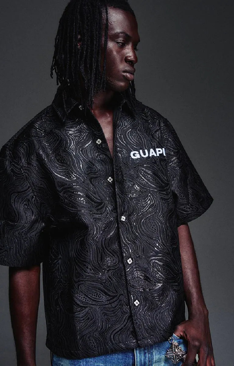 GUAPI Liquid Black Shirt – Embossed Swirl Short Sleeve