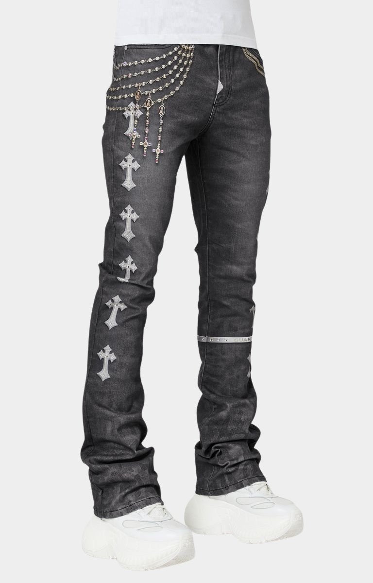 Streetwear outfit featuring Guapi Obsidian Black Heavens Vault jeans styled with sneakerss with hyper-realistic 3D printed graphics