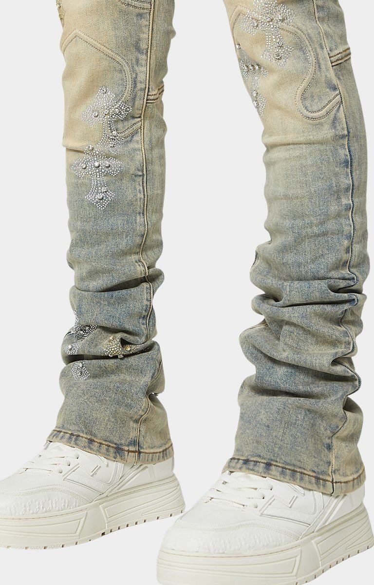 Stacked leg fit on GUAPI Faded Cross Denim V2.