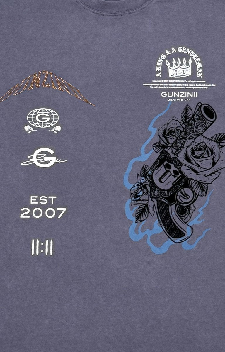 Flatlay of GUNZINII Men’s Graphic T-Shirt in Charcoal