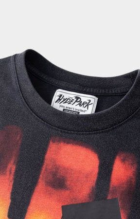 Crew neck detail on Hyde Park Catch Me If You Can Oversized Tee