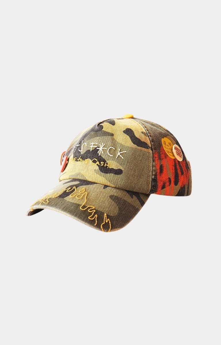 Cotton spandex fabric detail on camo cap.