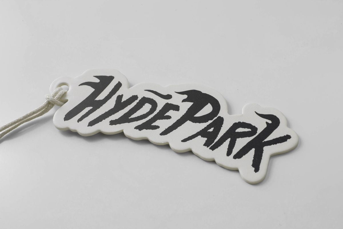 Decorative tag with 'Hyde Park' text on a white background
