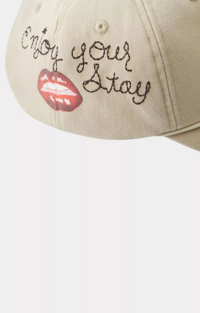 Hyde Park Luxury Resort Cap - Light Khaki