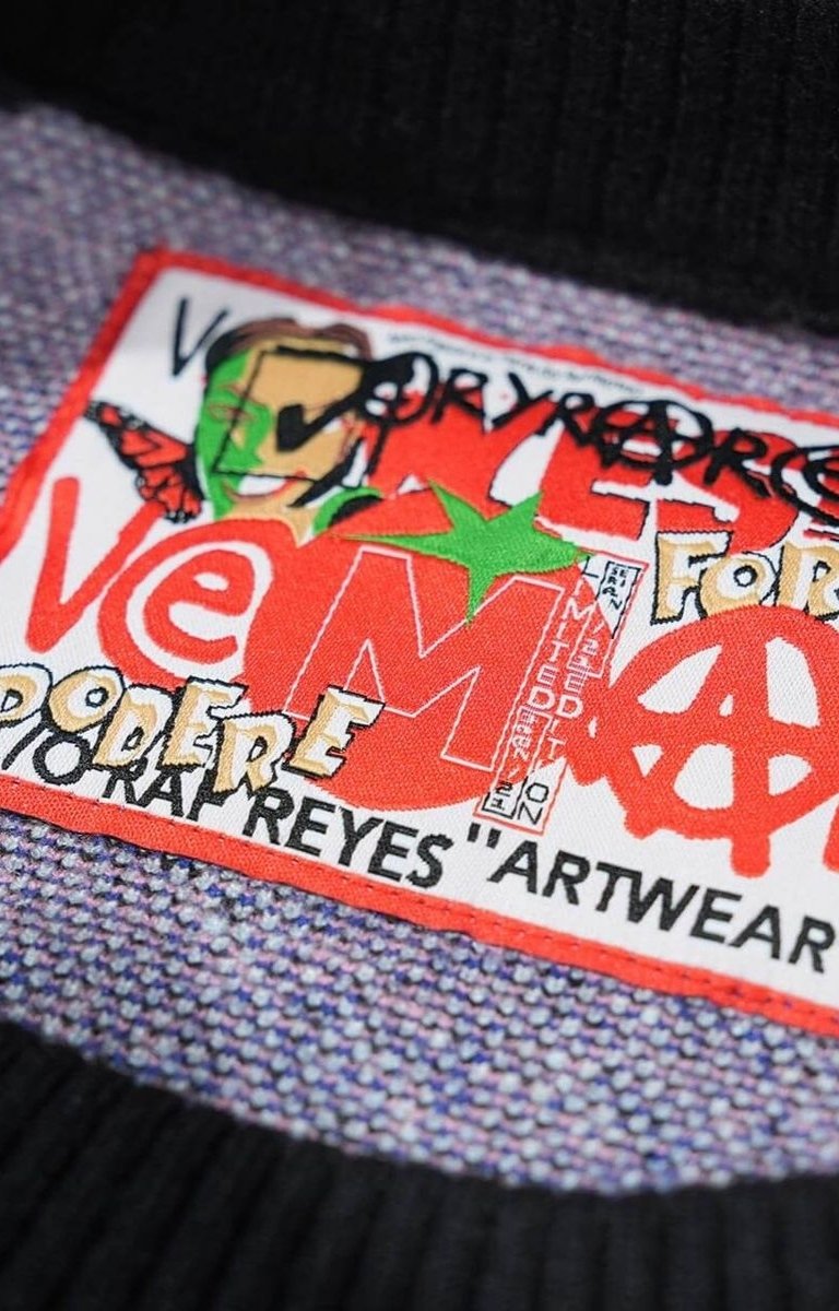 Raf Reyes collectible oversized Geisha sweater.