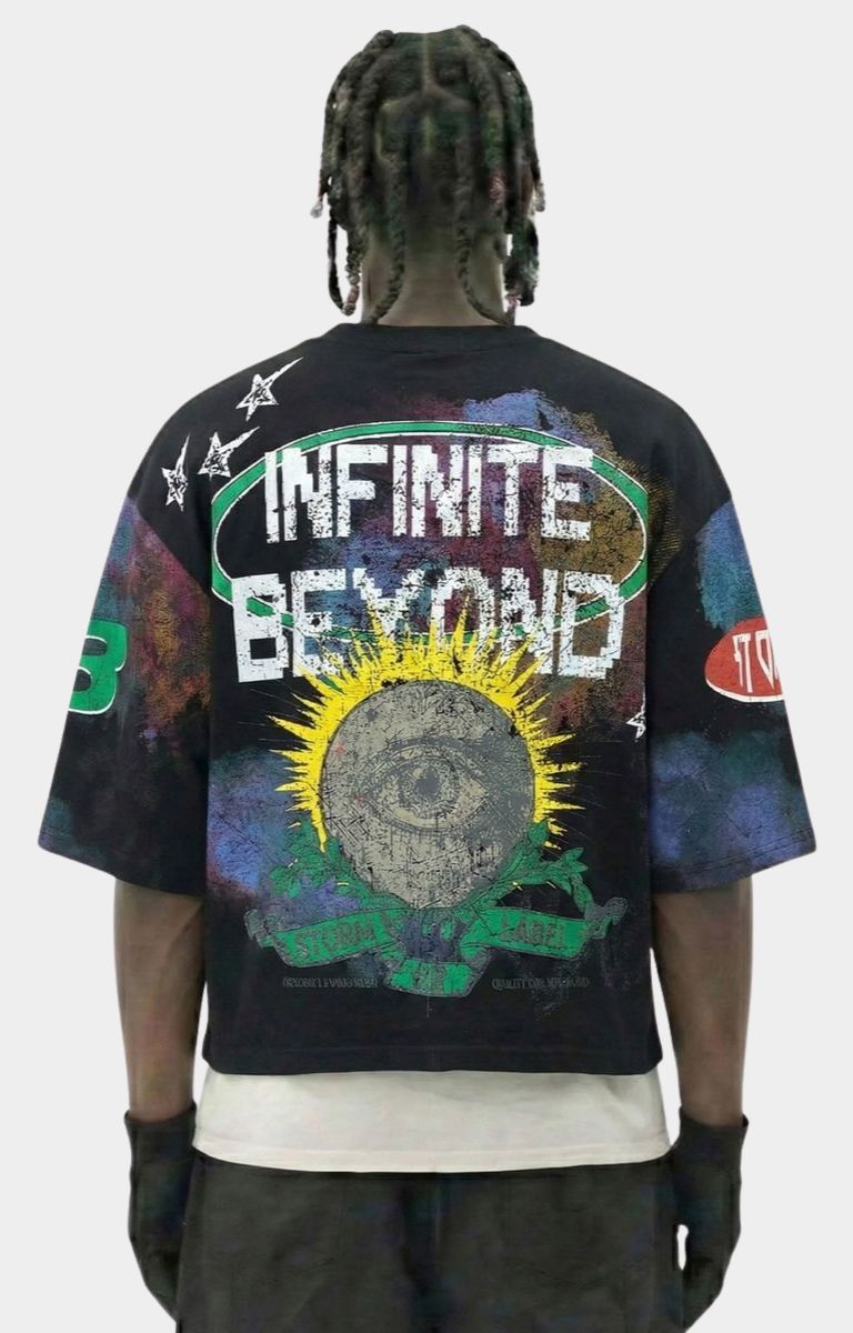 Back view black oversized cropped streetwear T-shirt.