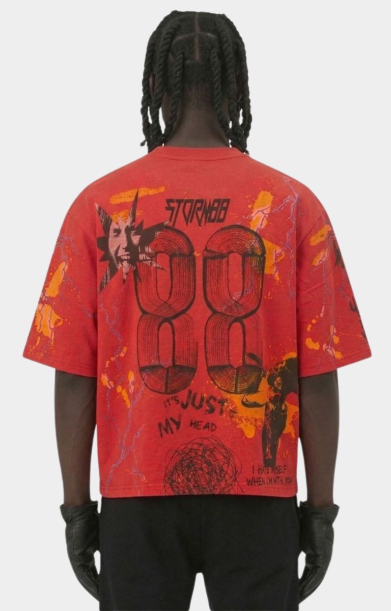 Back view red oversized cropped streetwear T-shirt.