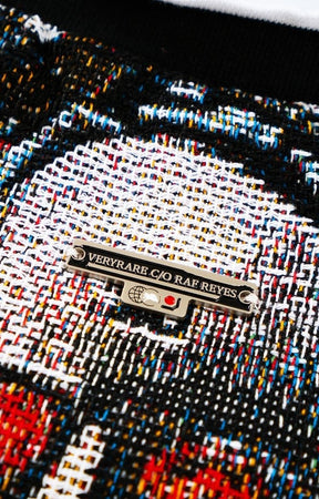 VeryRare vRobot Mayhem Crewneck – Cyberpunk Jacquard Streetwear